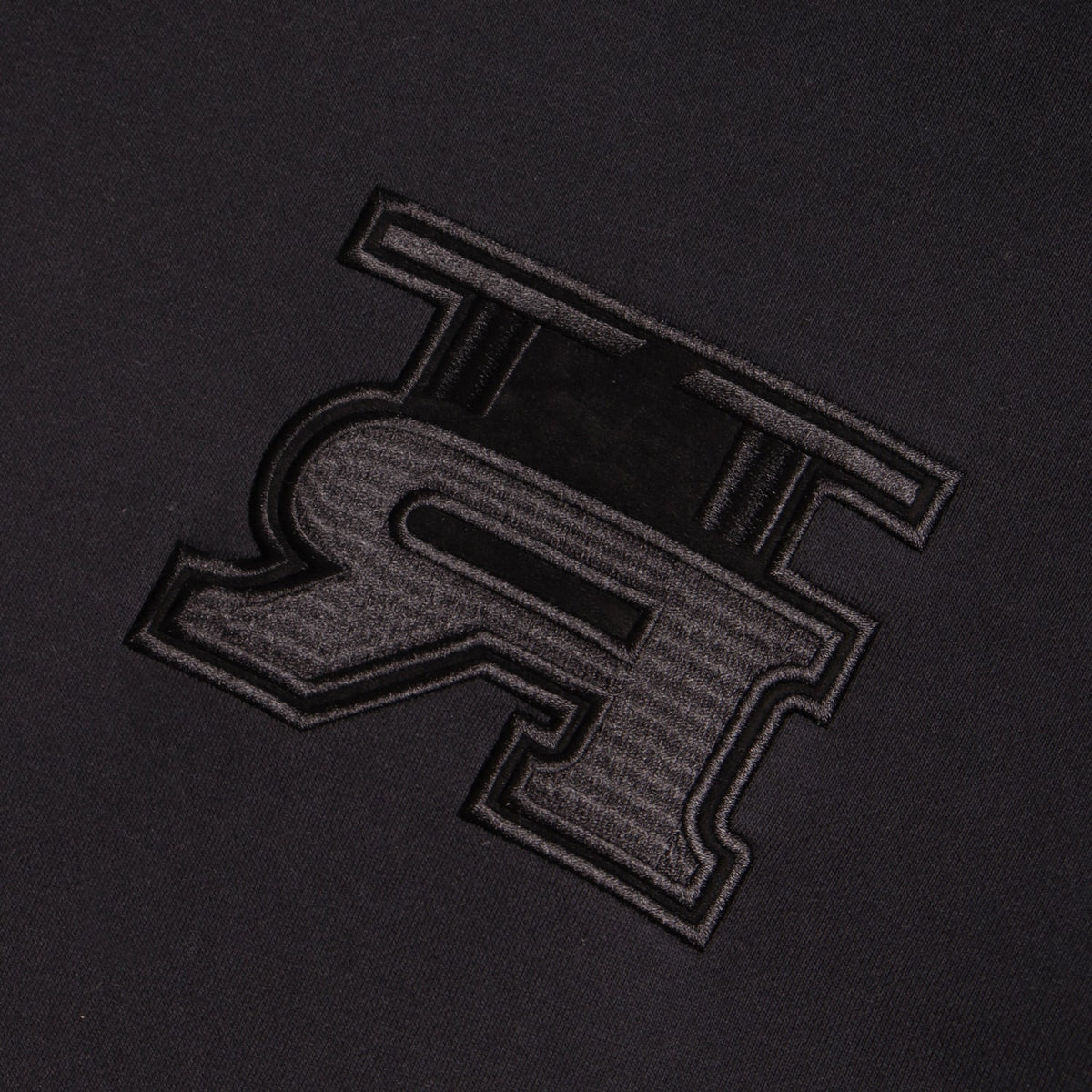TT-R Standard Fit Hoodie Triple Black